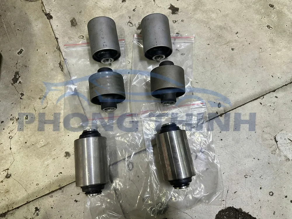 Bộ cao su càng A Vinfast VF8 OEM phụ tùng hệ thống treo theo xe