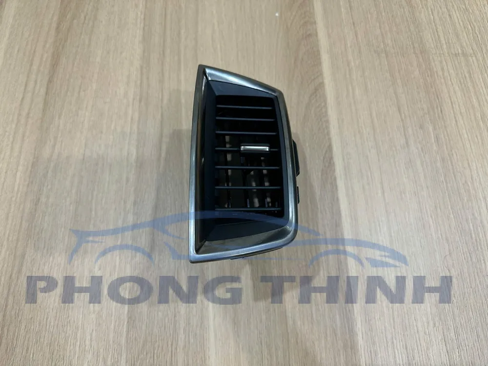 Hình ảnh sản phẩm Cửa gió điều hòa taplo Ford Ranger 2015-2021 chính hãng EB3B41044K72
