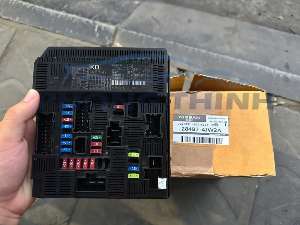Hình ảnh sản phẩm Hộp cầu chì (IPDM) Nissan Navara 2014-2022 chính hãng 284B74JW2A