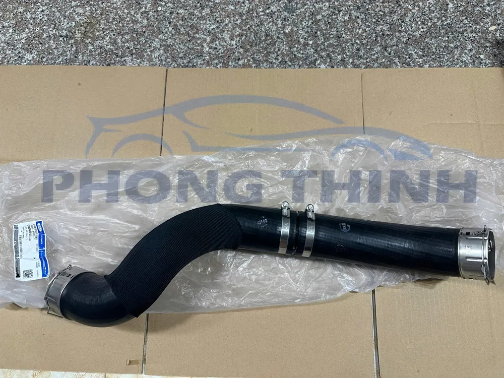 Hình ảnh sản phẩm Ống gió từ két làm mát Turbo đến cổ bướm ga Ford Ranger Everest 2018-2021 2.0 chính hãng JB3Z6F073B