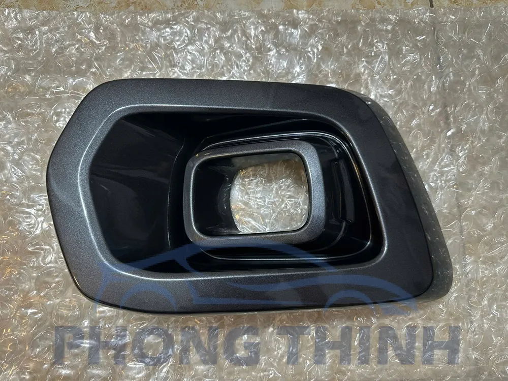 Hình ảnh sản phẩm Ốp đèn gầm bên phụ RH Ford Ranger 2018-2020 Bi Turbo chính hãng - JB3Z15266G