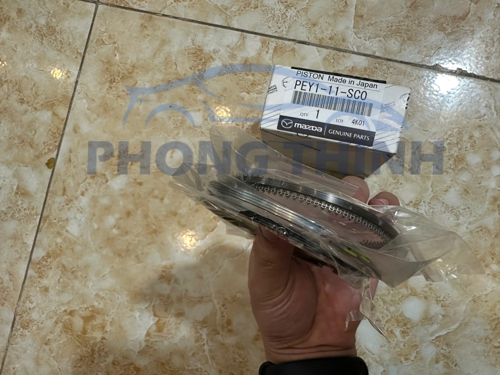 product_images/z7674368523560_66399041110d1a49d45817c4dedc0064.jpg